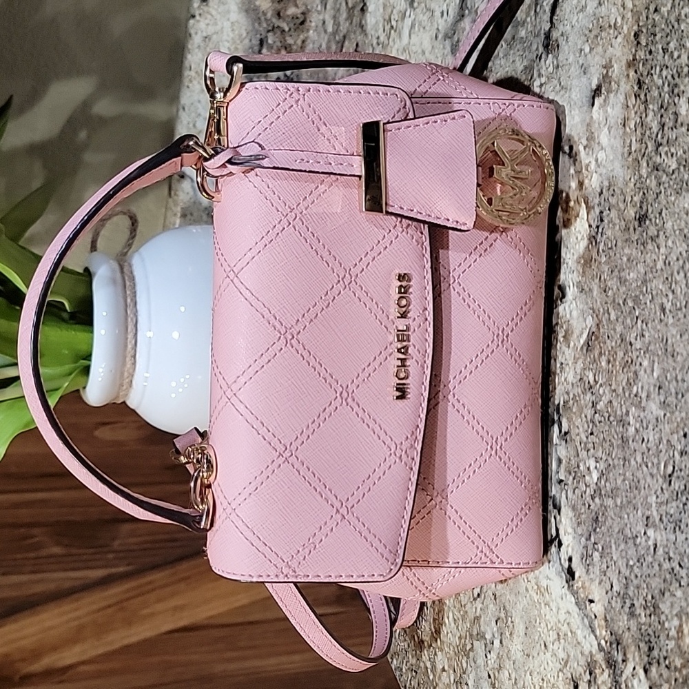 Michael Kors EUC Ava Cross Stitch Mini Crossbody pink Bag - Picture 3 of 14